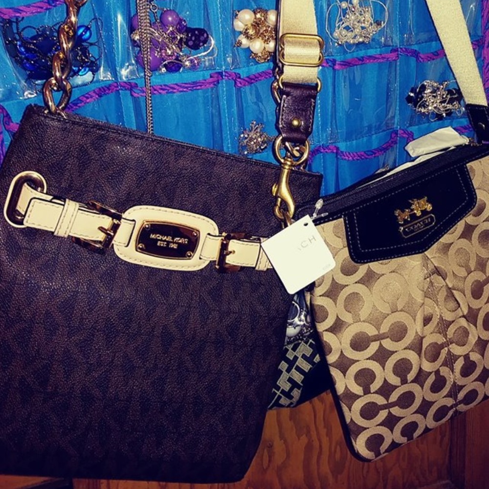Michael kors cross body bag
